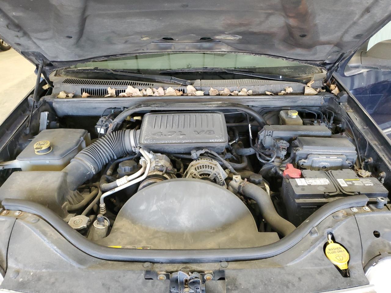 2005 Jeep Grand Cherokee VIN 1J4HR58N75C728114 Copart auction photo, front end damage thumbnail 12