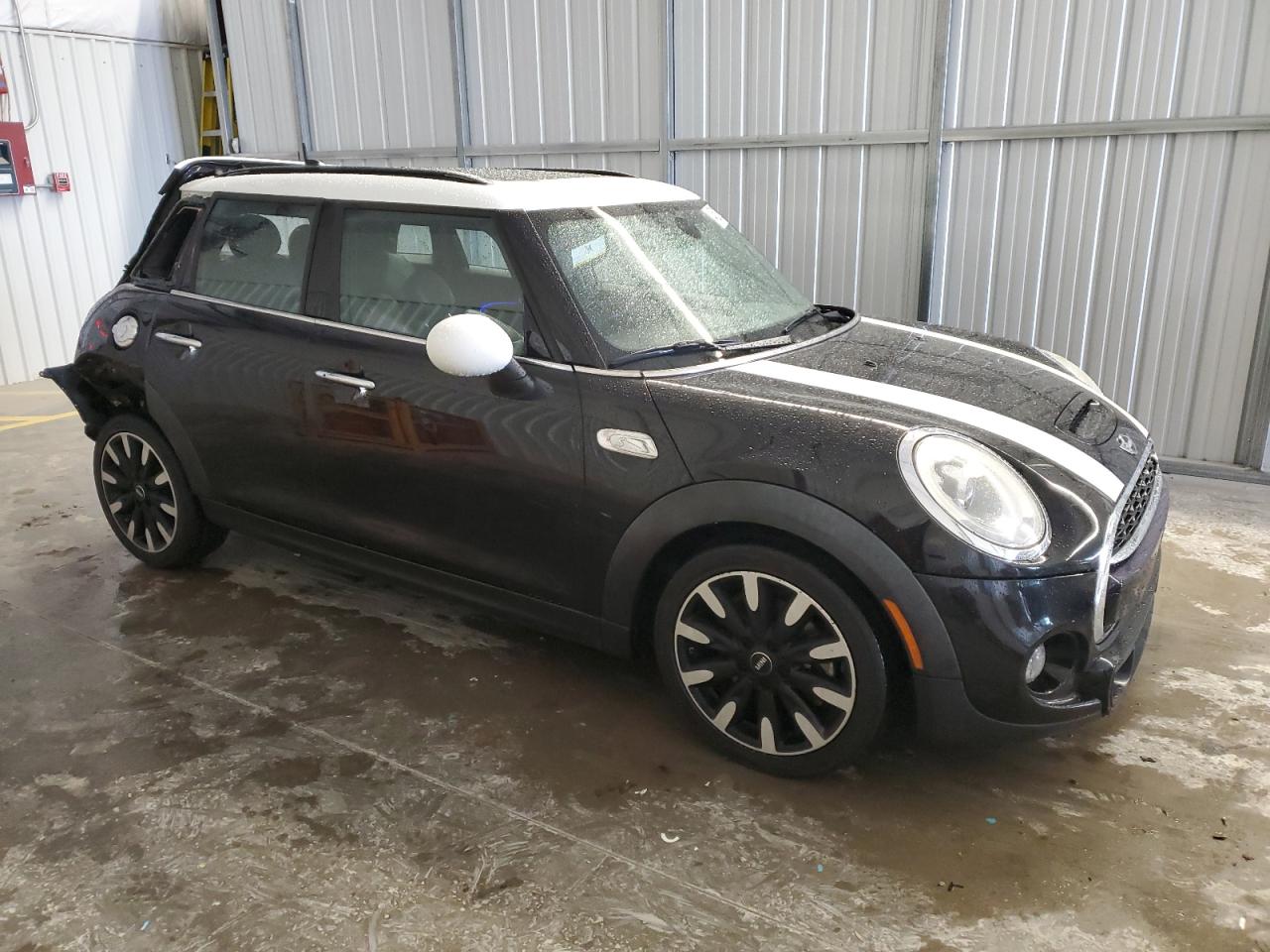 2017 MINI Cooper VIN WMWXU3C33H2F49198 Copart auction photo, rear end damage thumbnail 4