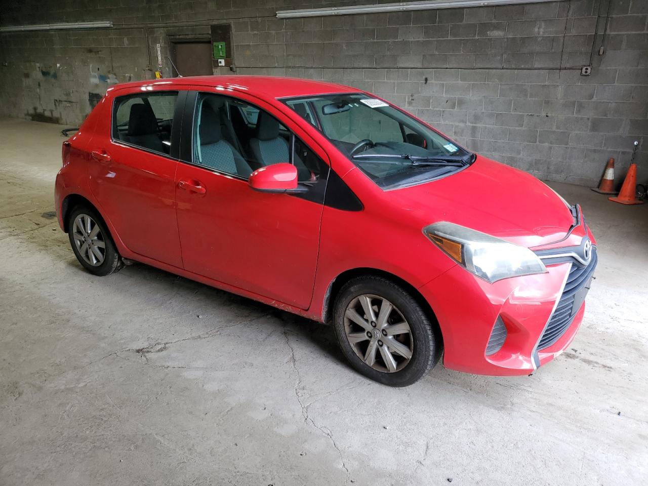 2015 Toyota Yaris VIN VNKKTUD3XFA014977 Copart auction photo, side / mechanical damage thumbnail 4