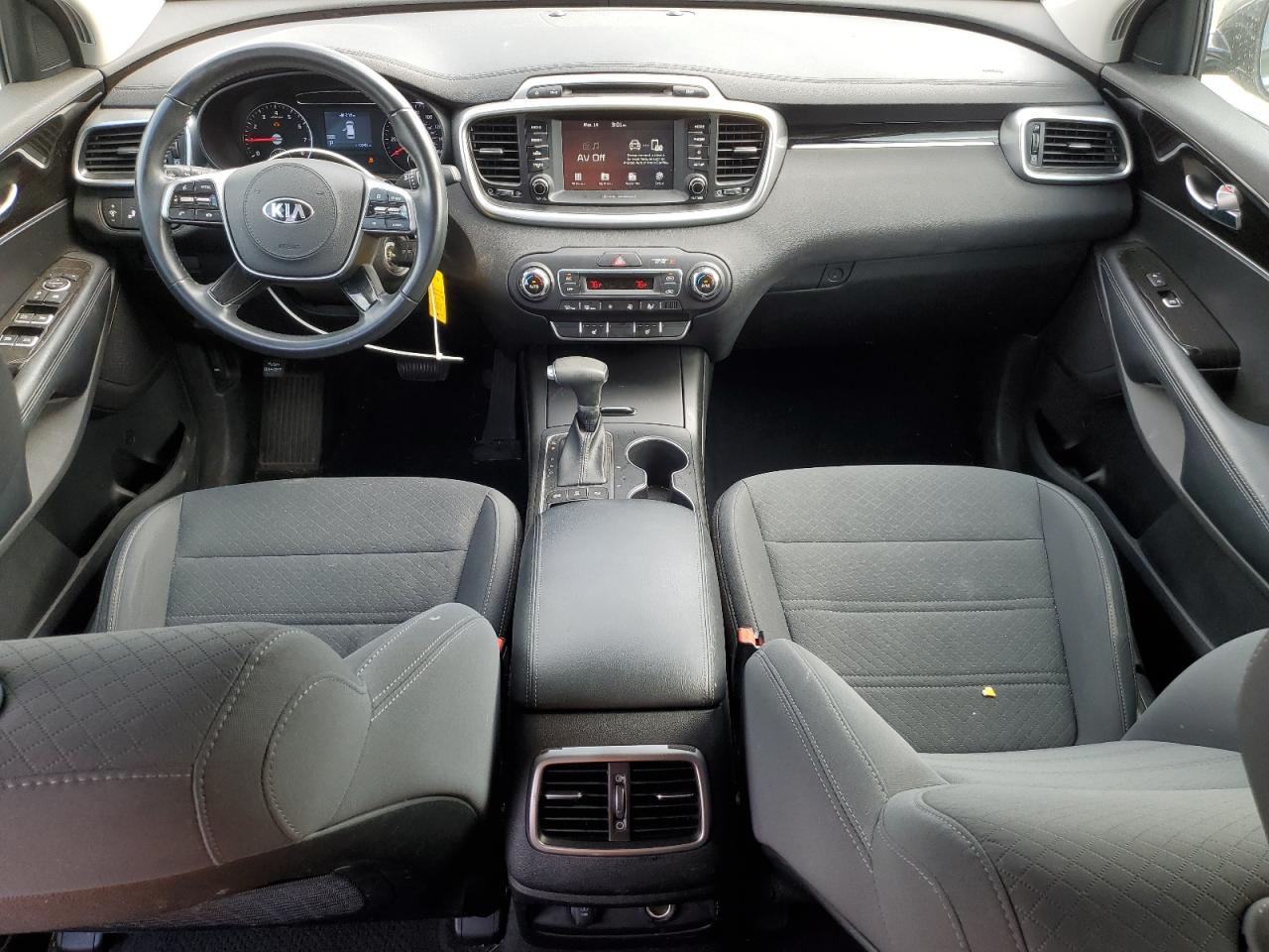 2019 KIA Sorento VIN 5XYPGDA33KG525268 Copart auction photo, front end damage thumbnail 8