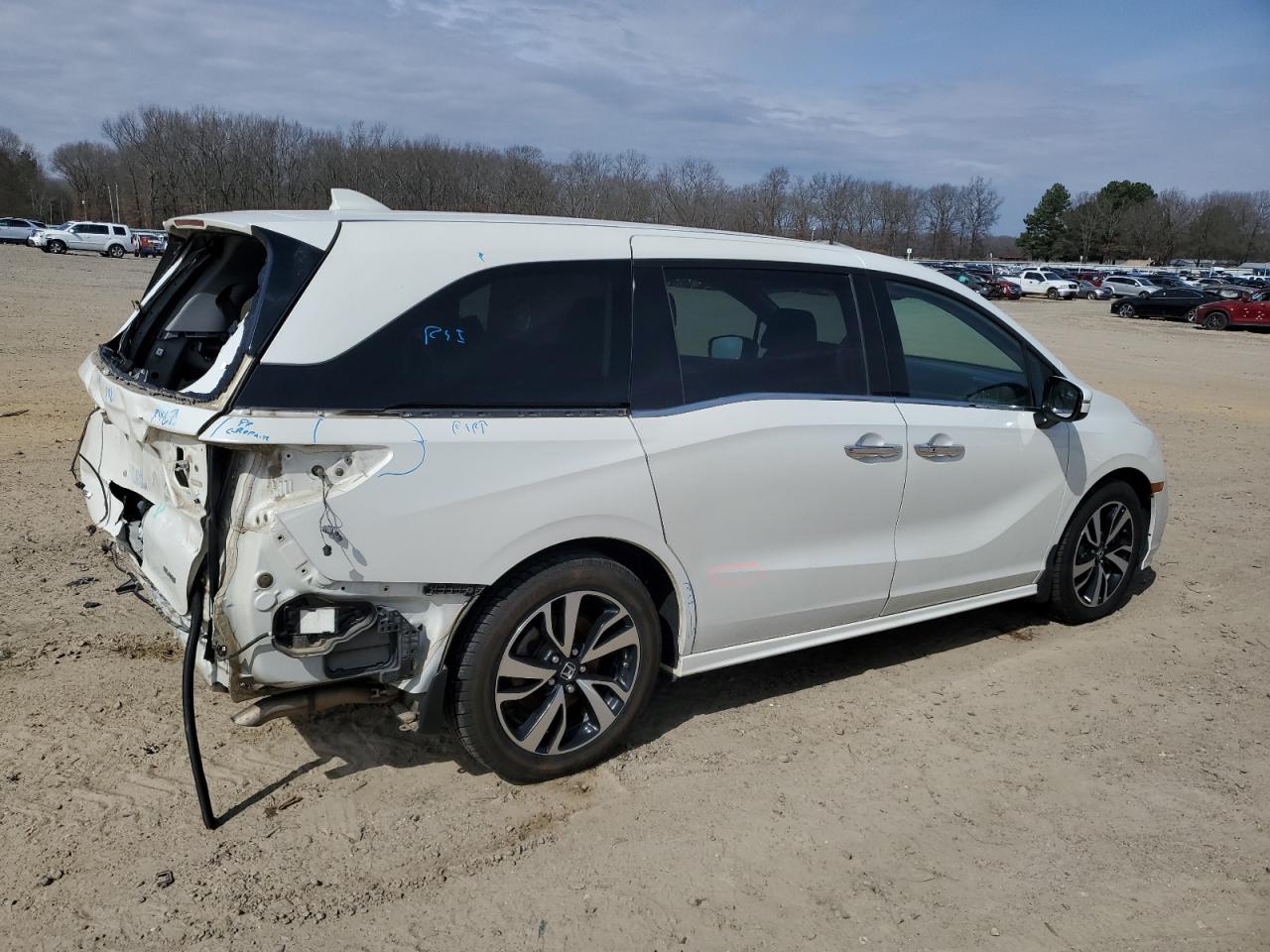 2018 Honda Odyssey VIN 5FNRL6H98JB043850 Copart auction photo, all over / minor dent/scratches damage thumbnail 3