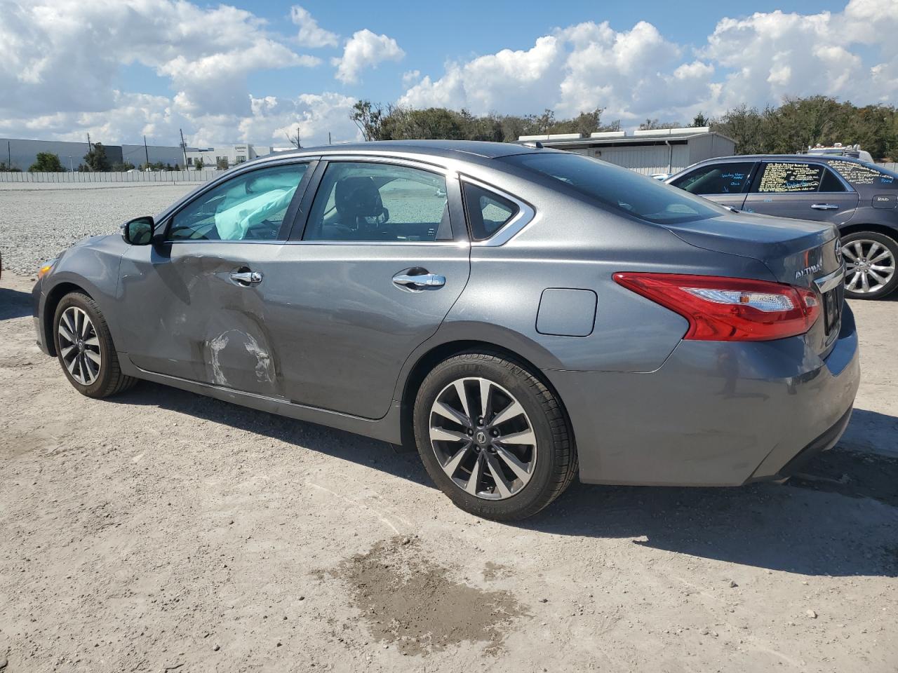 2017 Nissan Altima VIN 1N4AL3AP6HC196468 Copart auction photo, side damage thumbnail 2