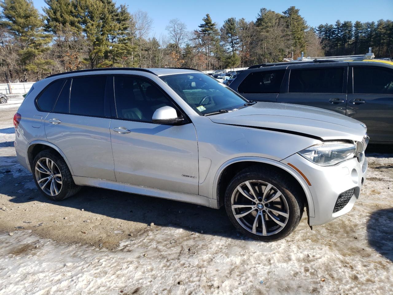 2015 BMW X5 VIN 5UXKR6C56F0J77457 Copart auction photo, front end damage thumbnail 4