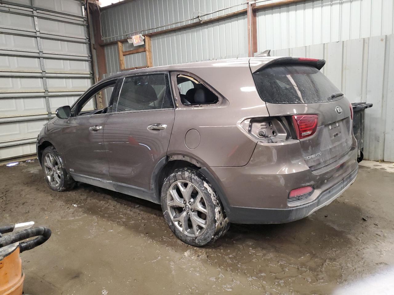 2019 KIA Sorento VIN 5XYPHDA57KG606403 Copart auction photo, front end / rear end damage thumbnail 2