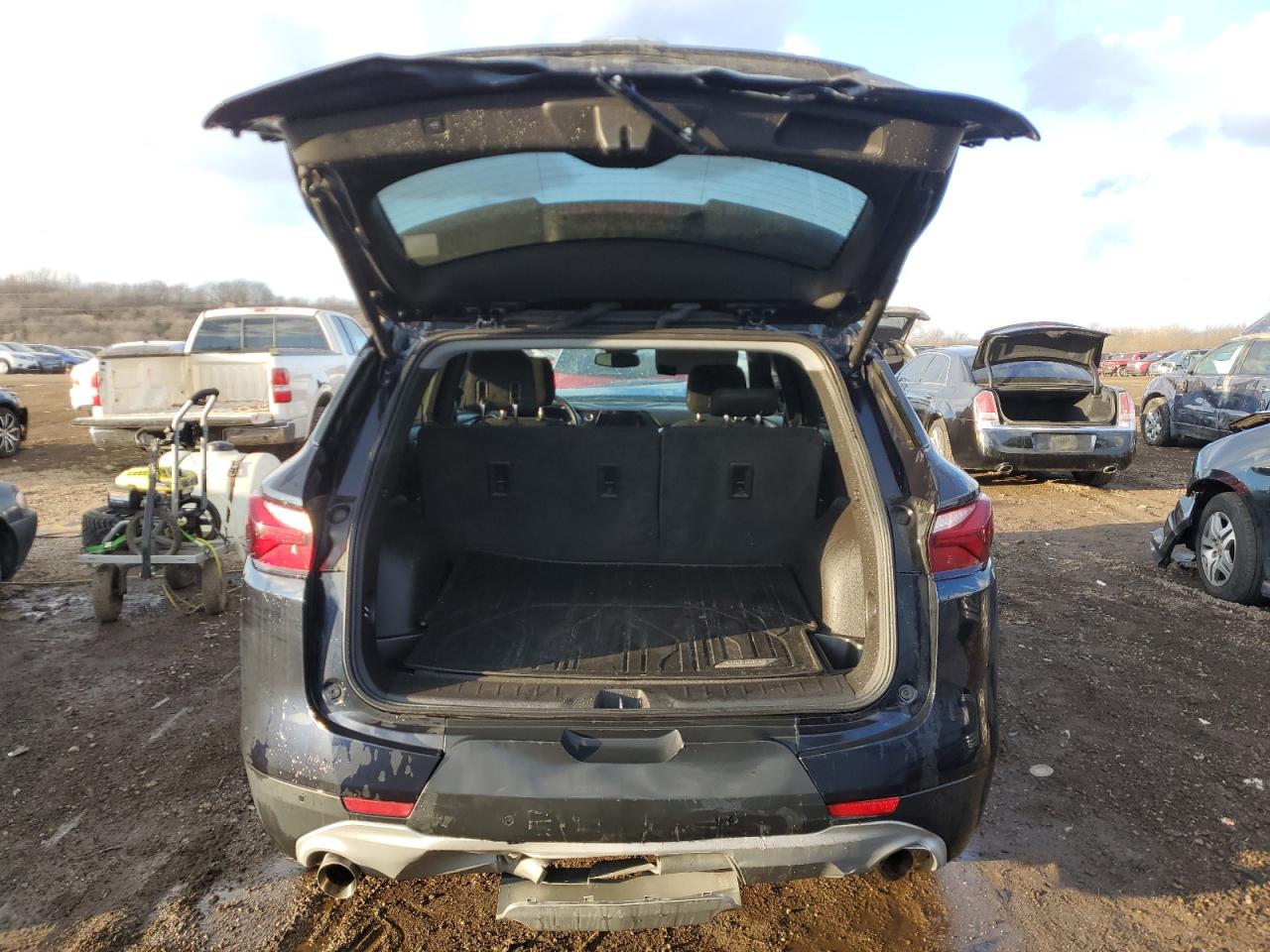 2020 Chevrolet Blazer VIN 3GNKBCRS2LS657377 Copart auction photo, front end / side damage thumbnail 6