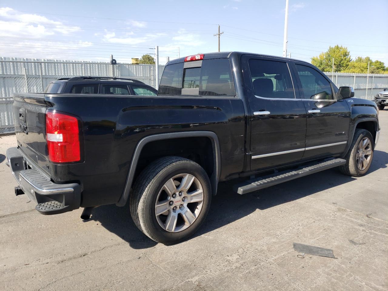 2015 GMC Sierra VIN 3GTU2VEC5FG328143 Copart auction photo, side / hail damage thumbnail 3