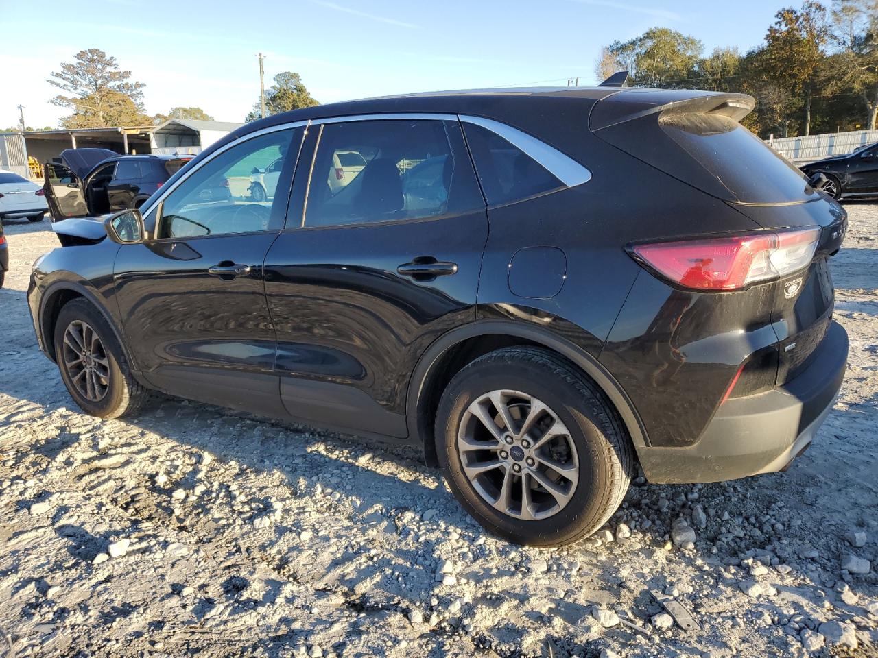 2022 Ford Escape VIN 1FMCU0G61NUB10630 Copart auction photo, front end damage thumbnail 2