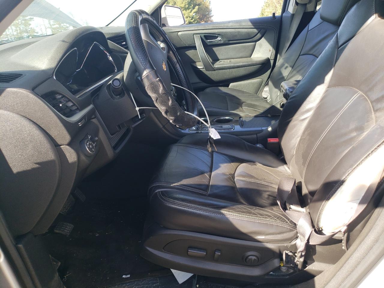 2015 Chevrolet Traverse VIN 1GNKRHKD1FJ387696 Copart auction photo, all over / undercarriage damage thumbnail 7