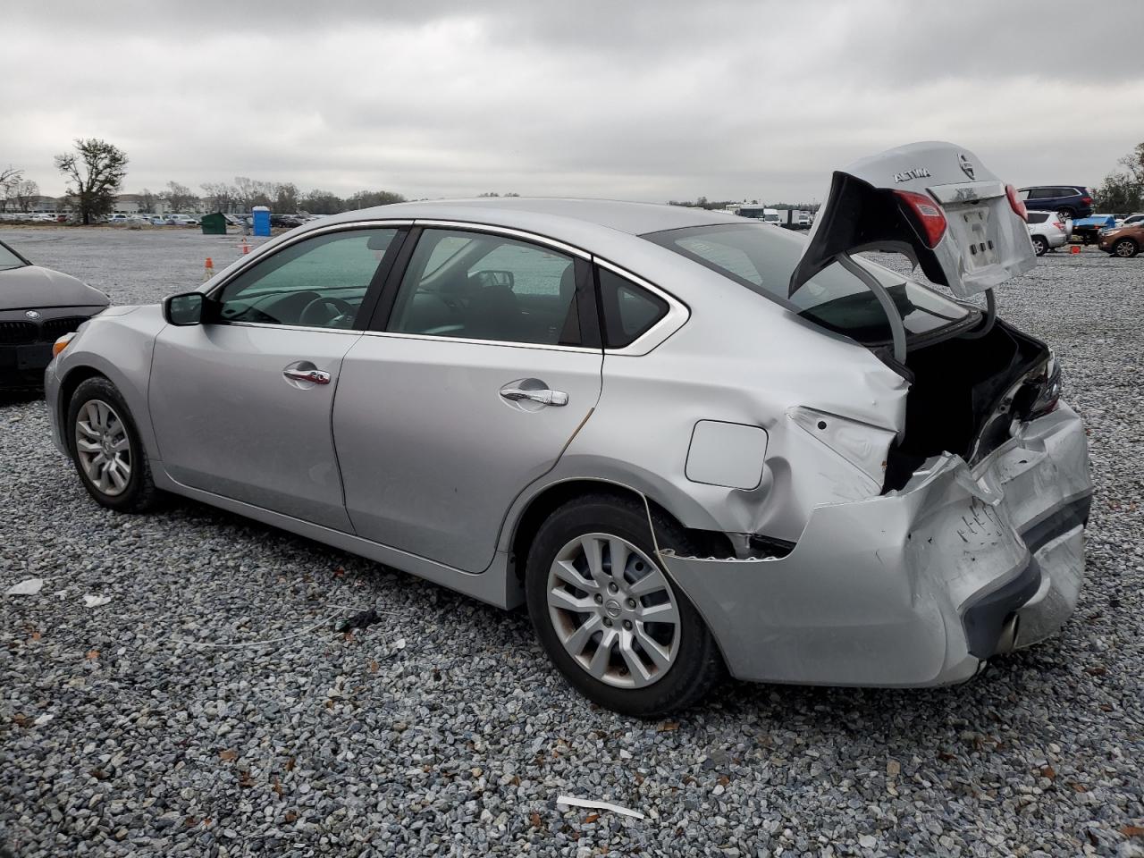 2017 Nissan Altima VIN 1N4AL3AP3HC148877 Copart auction photo, rear end damage thumbnail 2