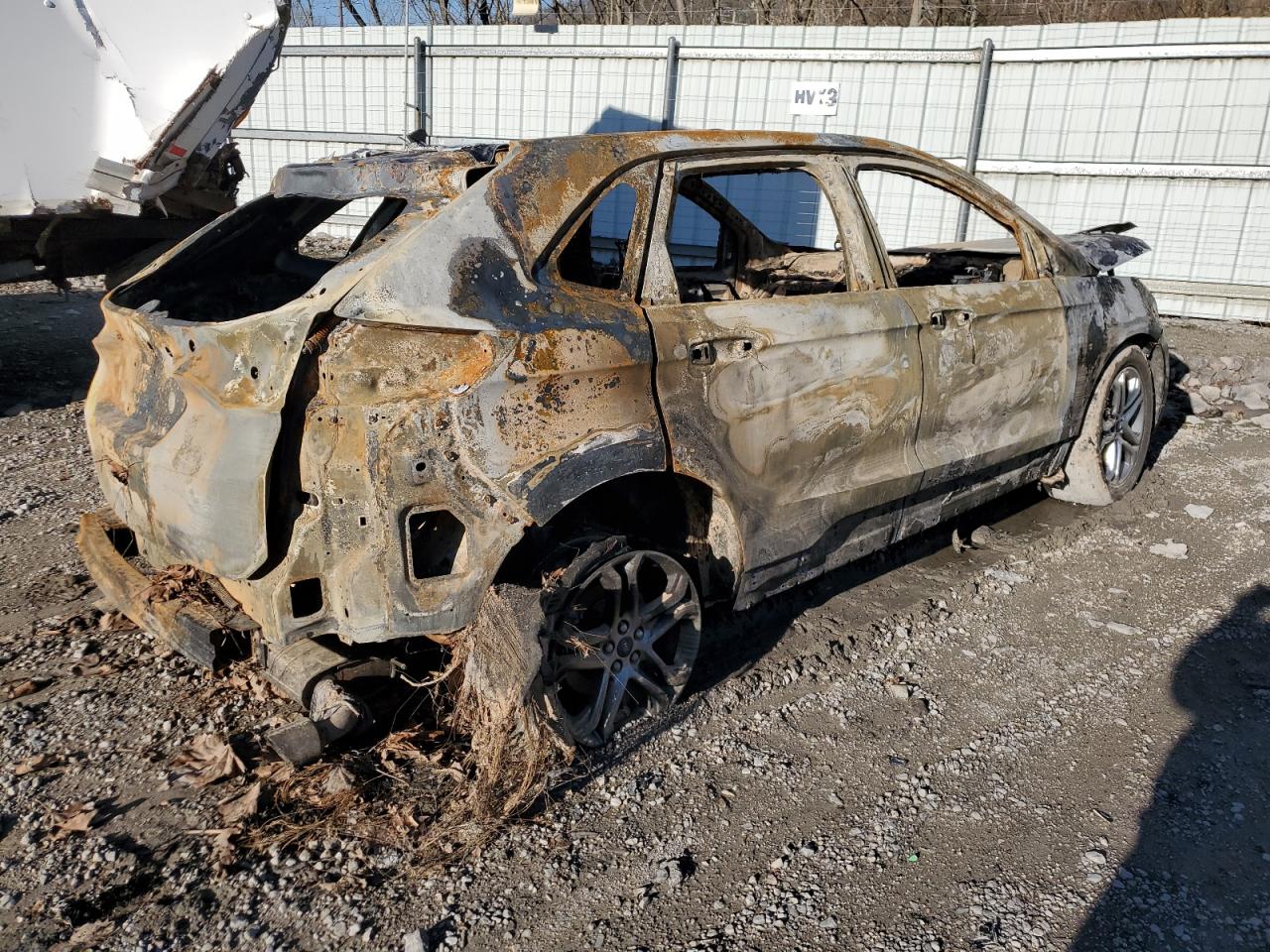 2018 Ford Edge VIN 2FMPK4K96JBB07285 Copart auction photo, burn damage thumbnail 3