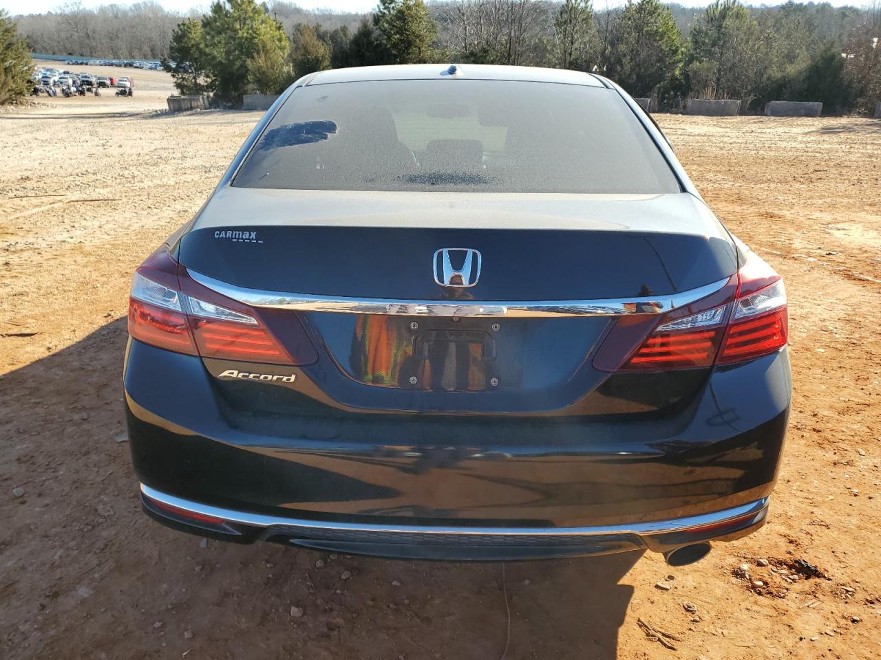 2017 Honda Accord VIN 1HGCR2F86HA096140 Copart auction photo, side damage thumbnail 6