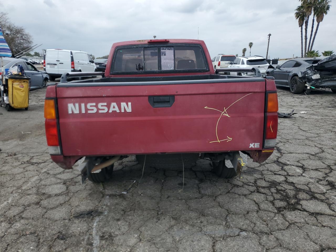 1995 Nissan Navara (Frontier) VIN 1N6SD11SXSC318998 Copart auction photo, rear end / minor dent/scratches damage thumbnail 6