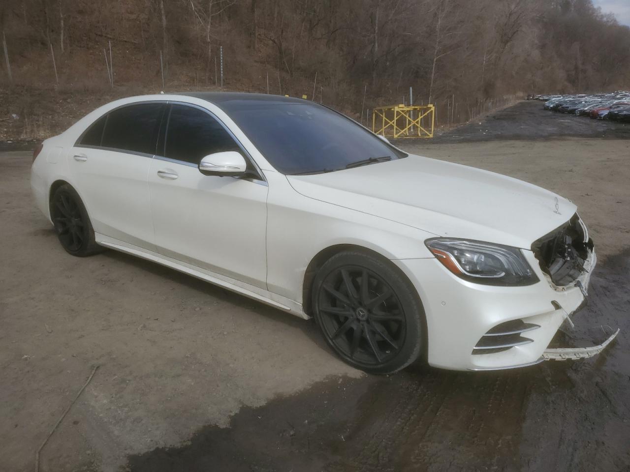 2018 Mercedes-Benz S-klasse VIN WDDUG6GB0JA349975 Copart auction photo, front end / minor dent/scratches damage thumbnail 4