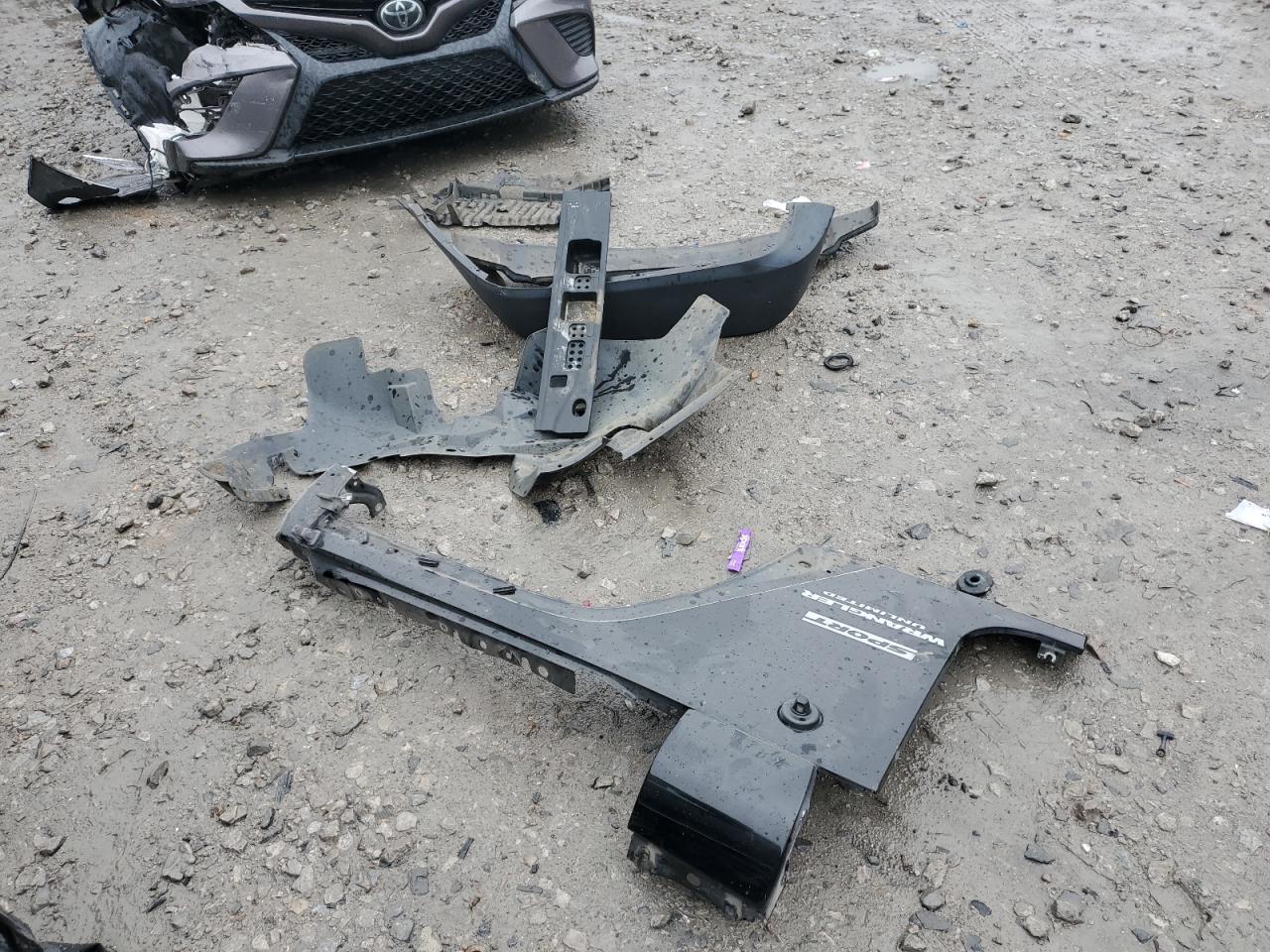 2017 Jeep Wrangler VIN 1C4BJWDG8HL682085 Copart auction photo, front end / side damage thumbnail 12