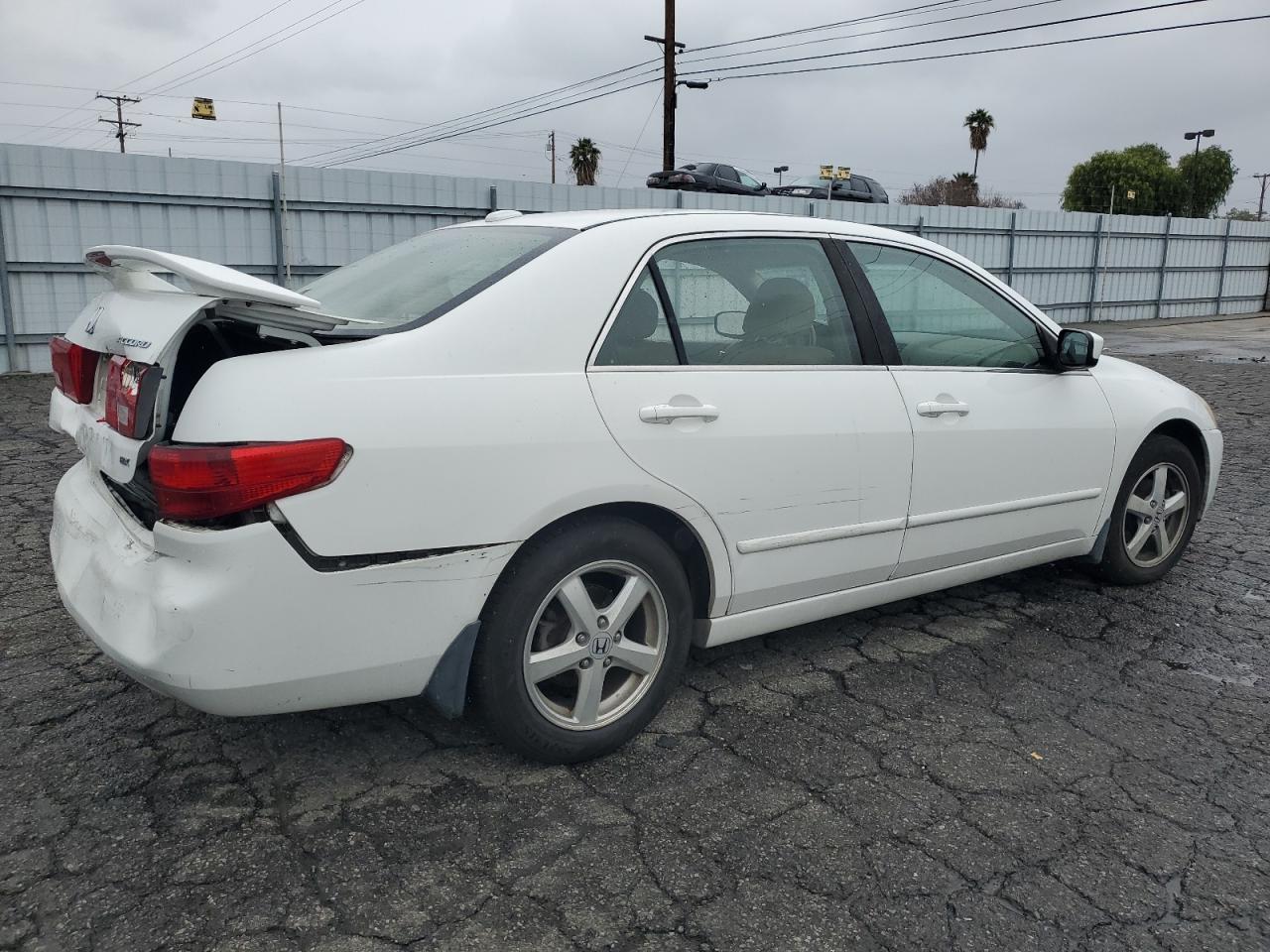 2005 Honda Accord VIN JHMCM56825C004390 Copart auction photo, rear end damage thumbnail 3