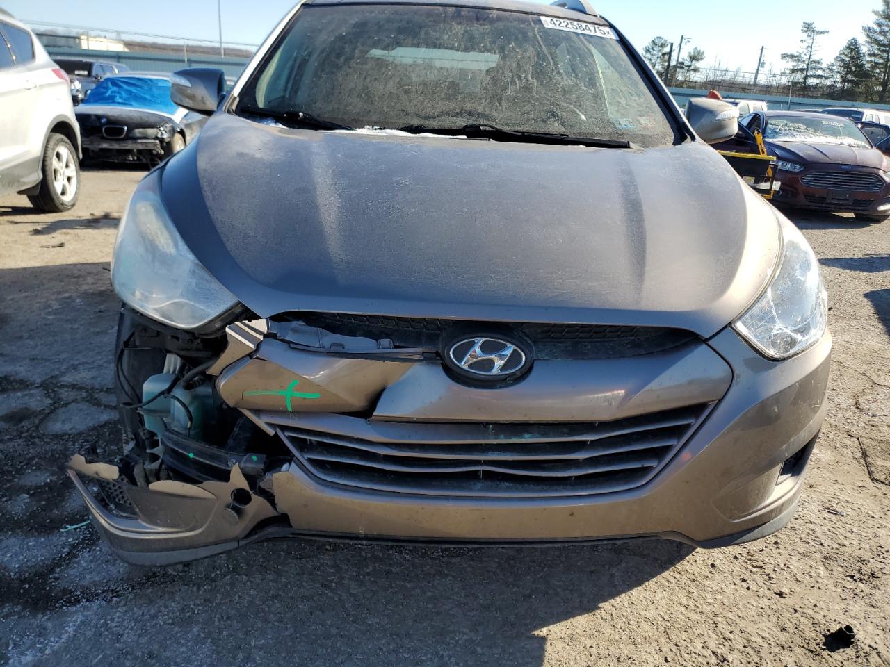 2012 Hyundai Tucson VIN KM8JUCAC1CU373270 Copart auction photo, front end damage thumbnail 5