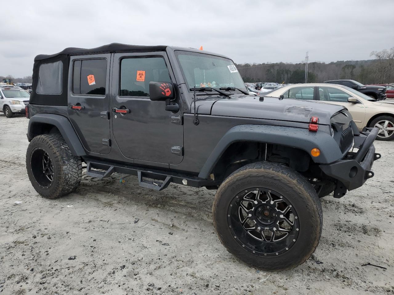2016 Jeep Wrangler VIN 1C4BJWDG1GL293268 Copart auction photo, side / front end damage thumbnail 4