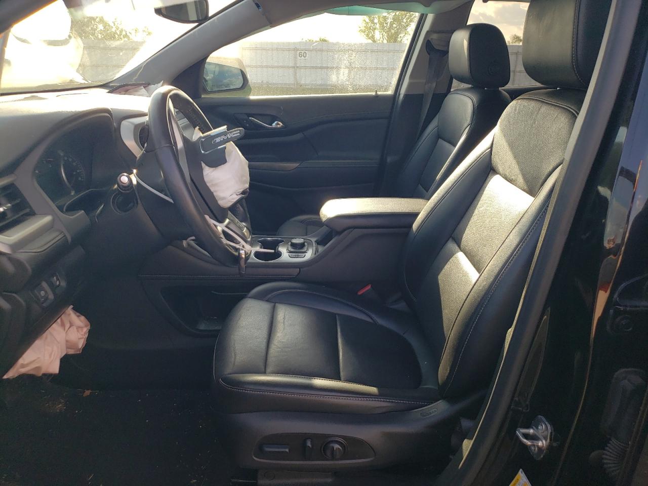 2021 GMC Acadia VIN 1GKKNML48MZ208052 Copart auction photo, front end / minor dent/scratches damage thumbnail 7