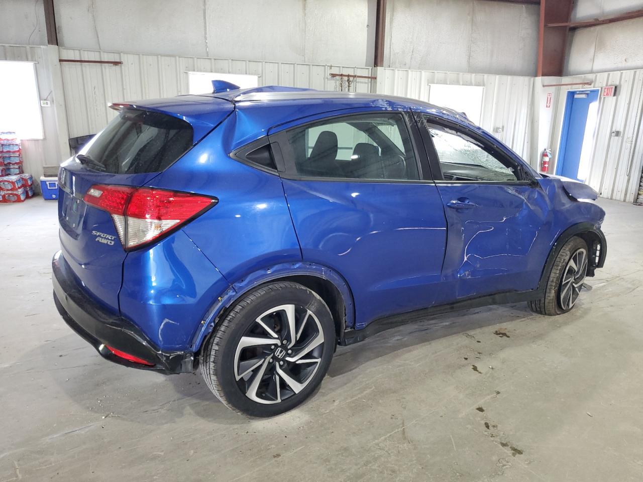 2020 Honda HR-V VIN 3CZRU6H13LM712655 Copart auction photo, all over damage thumbnail 3