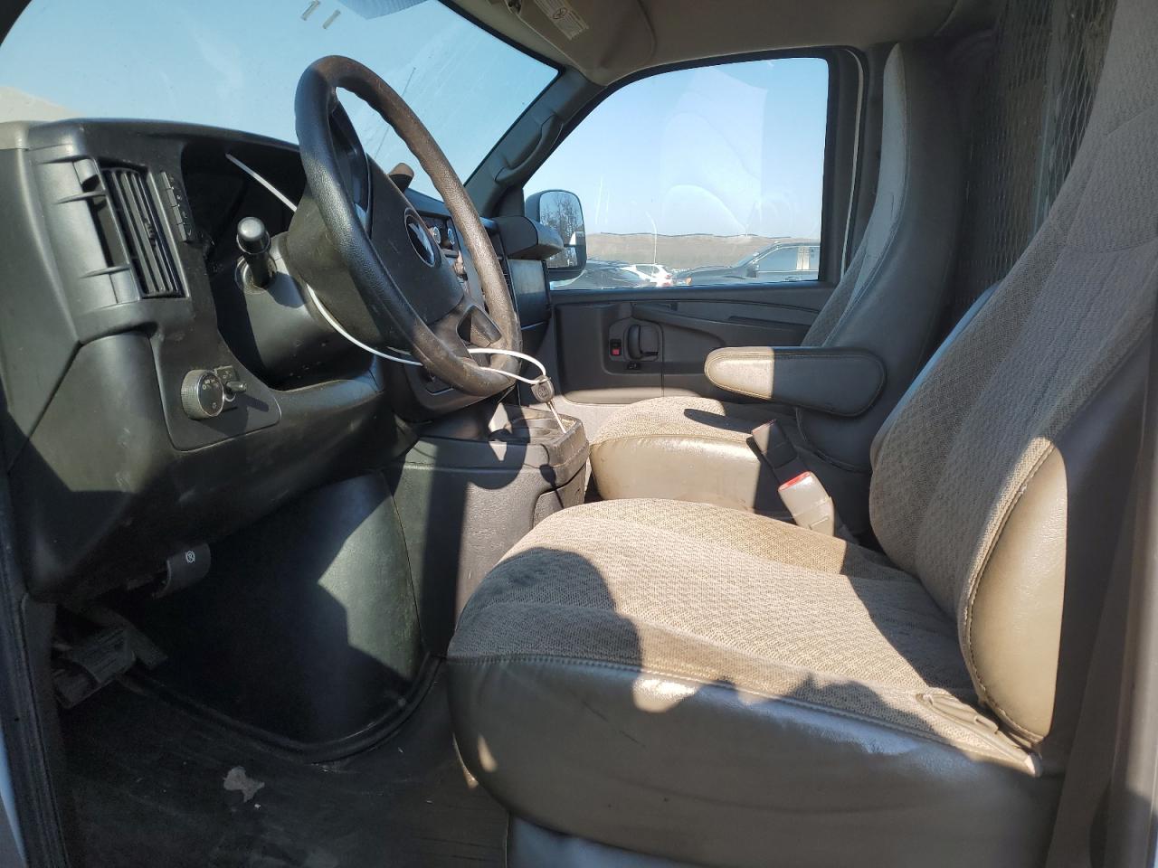 2014 Chevrolet Express VIN 1GCWGFCA9E1204049 Copart auction photo, side / mechanical damage thumbnail 7