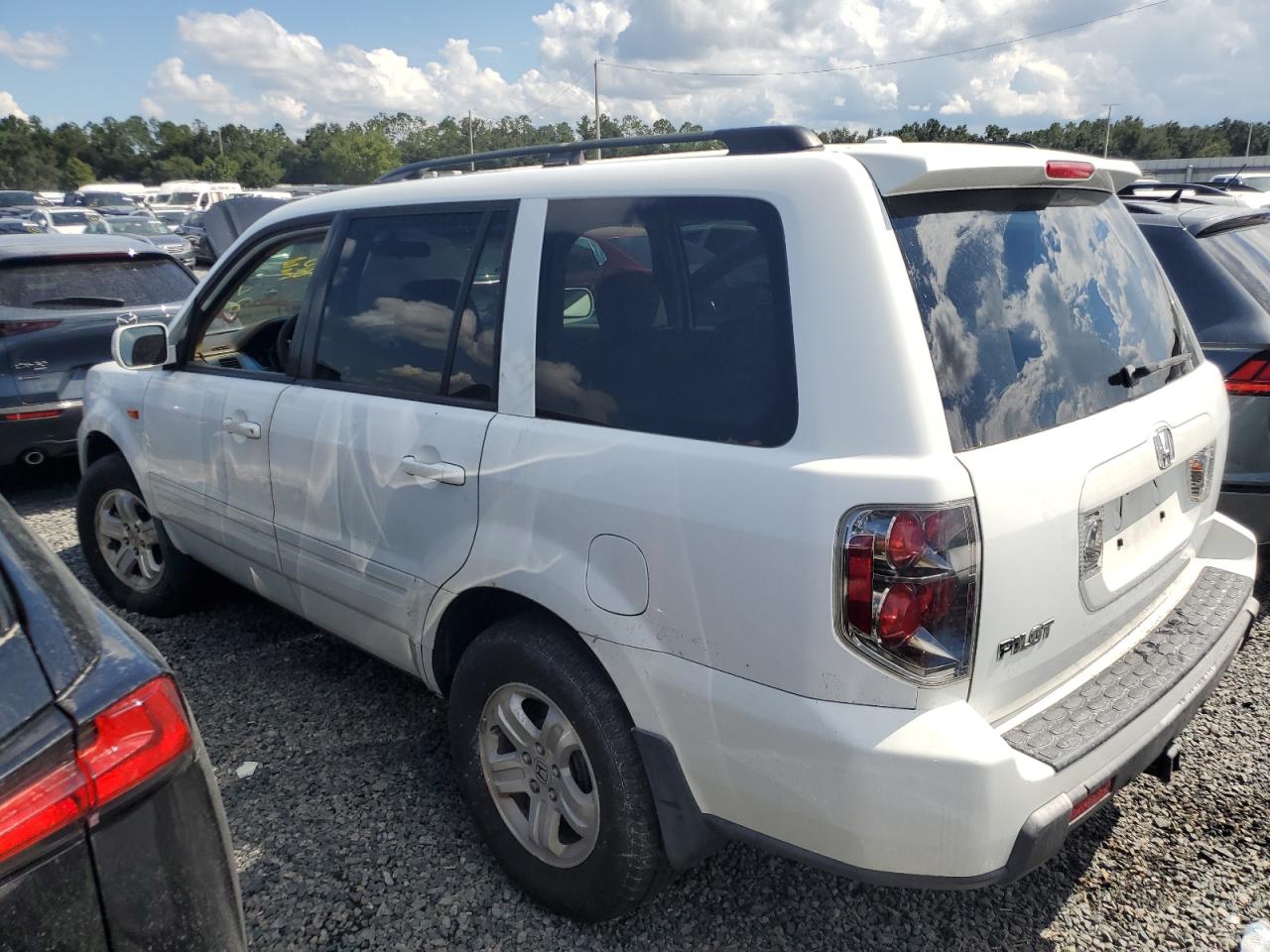 2008 Honda Pilot VIN 5FNYF28218B006275 Copart auction photo, water/flood damage thumbnail 2