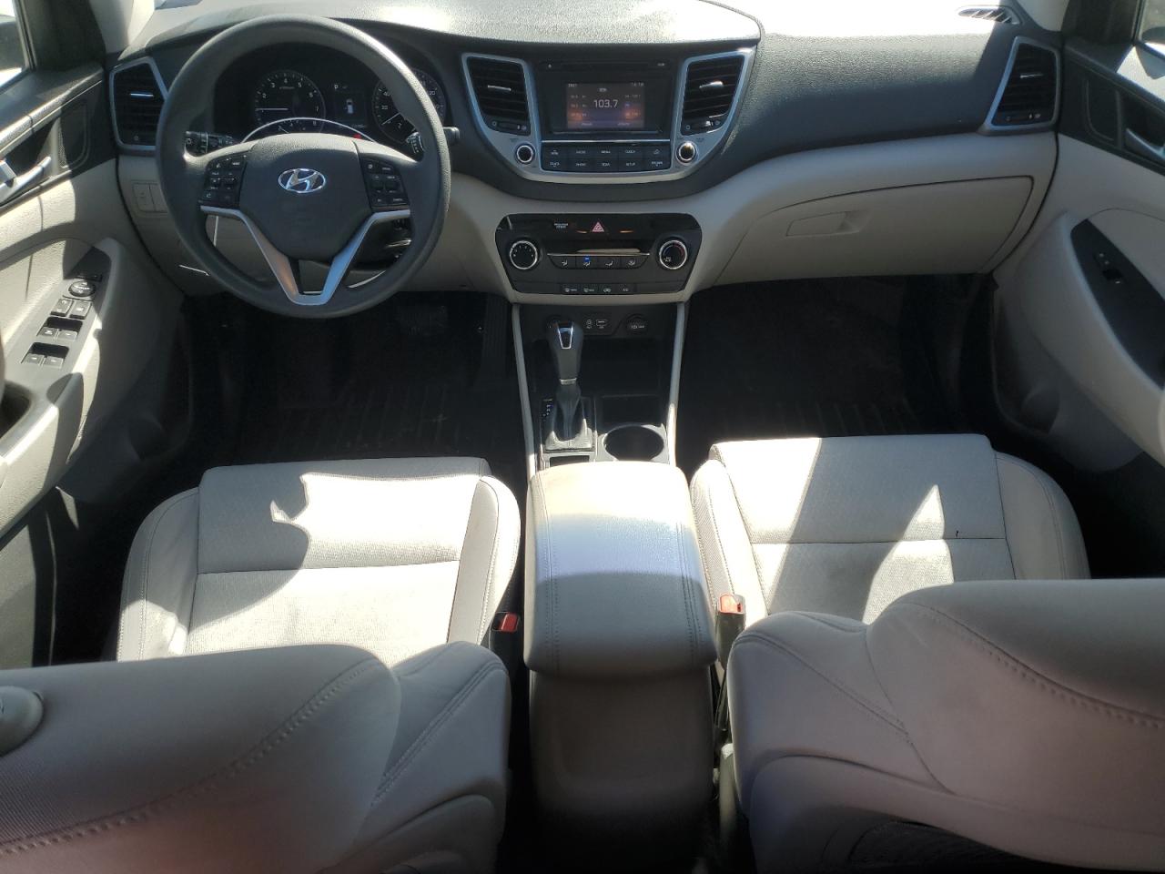 2016 Hyundai Tucson VIN KM8J33A46GU108006 Copart auction photo, minor dent/scratches damage thumbnail 8
