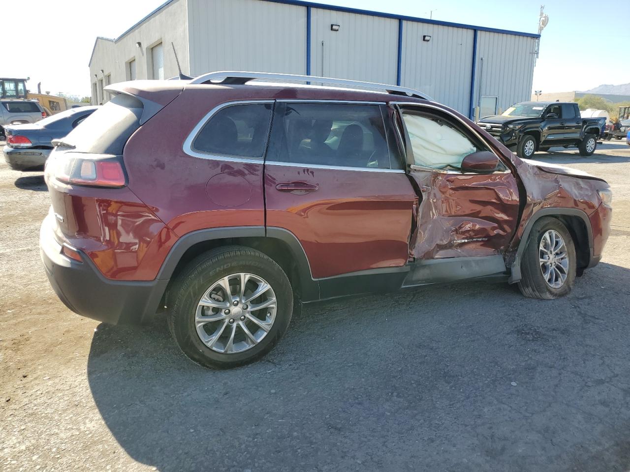 2020 Jeep Grand Cherokee VIN 1C4PJLLB2LD593108 Copart auction photo, side / front end damage thumbnail 3