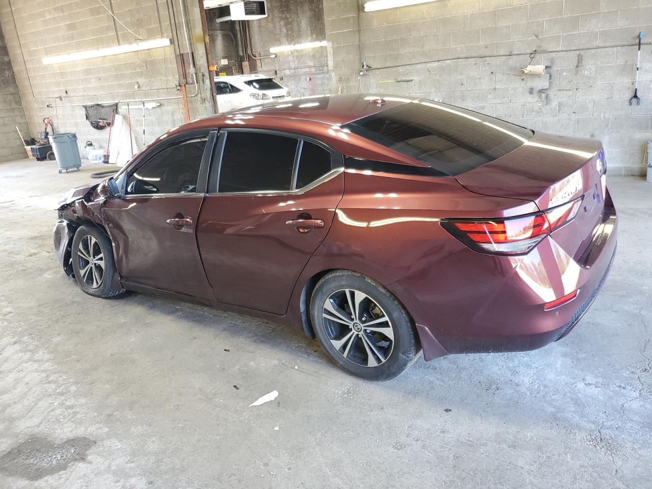 2020 Nissan Sentra VIN 3N1AB8CVXLY305121 Copart auction photo, front end / side damage thumbnail 2
