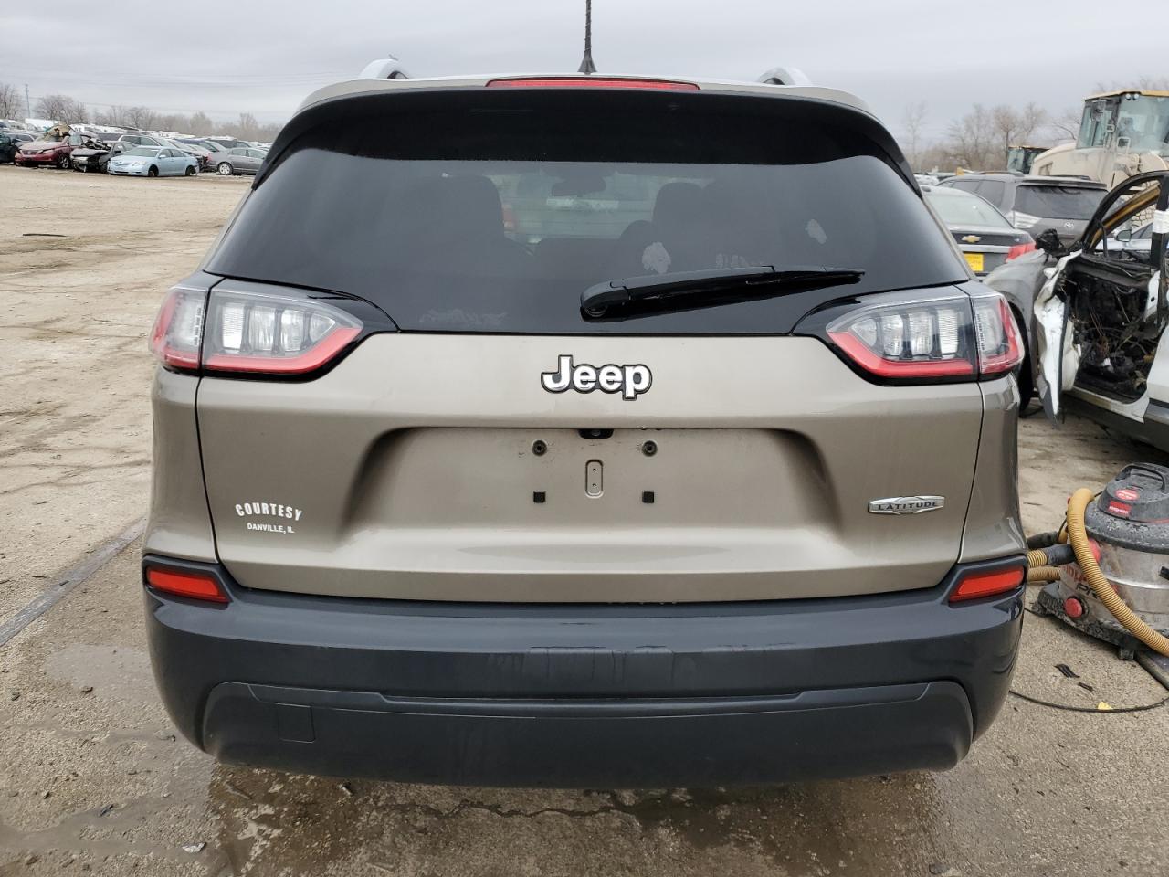2019 Jeep Grand Cherokee VIN 1C4PJLCB2KD296886 Copart auction photo, side / undercarriage damage thumbnail 6