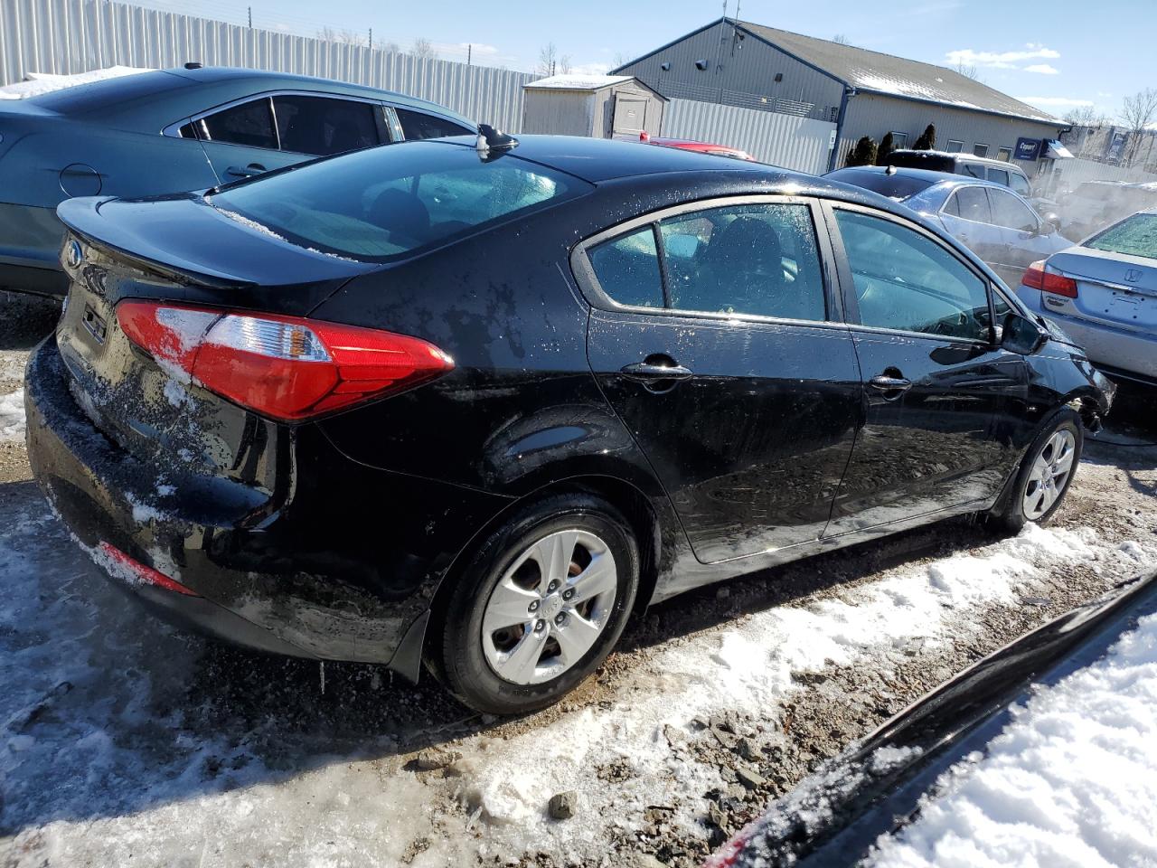 2016 KIA Forte VIN KNAFK4A67G5559070 Copart auction photo, front end / side damage thumbnail 3