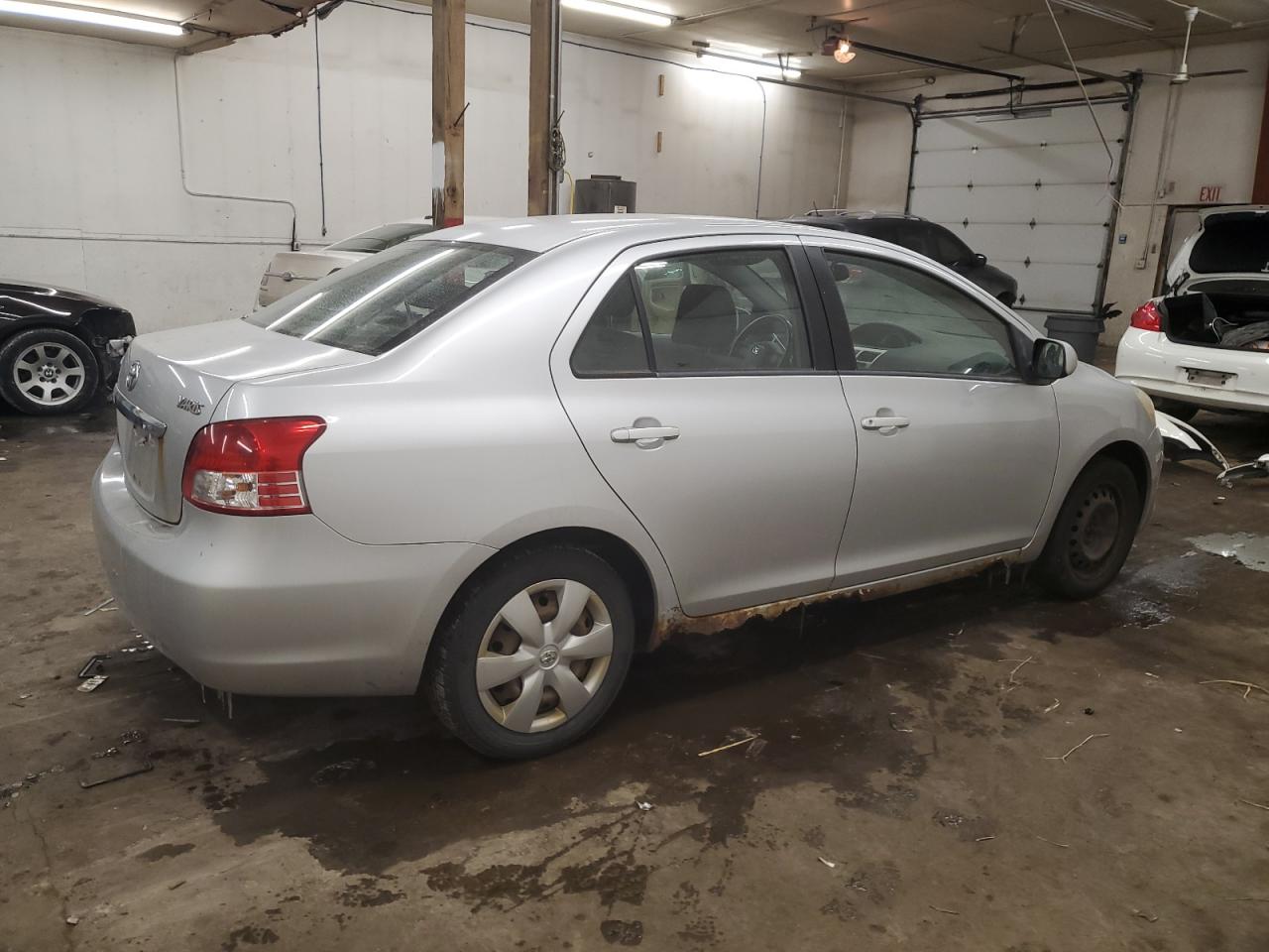 2007 Toyota Yaris VIN JTDBT923271054755 Copart auction photo, mechanical damage thumbnail 3