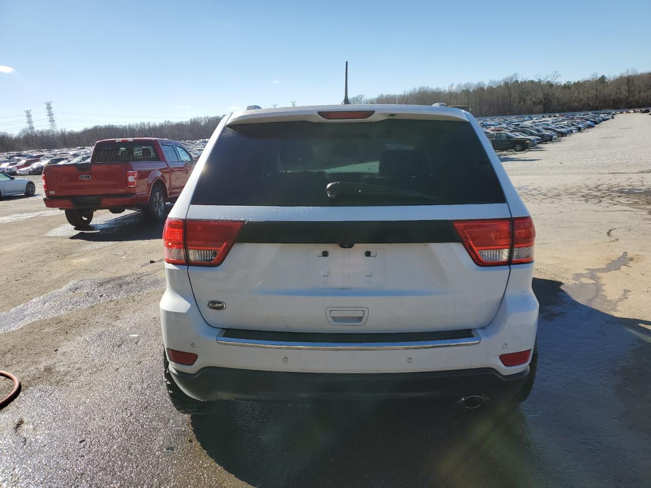 2013 Jeep Grand Cherokee VIN 1C4RJECG1DC525986 Copart auction photo, front end / side damage thumbnail 6