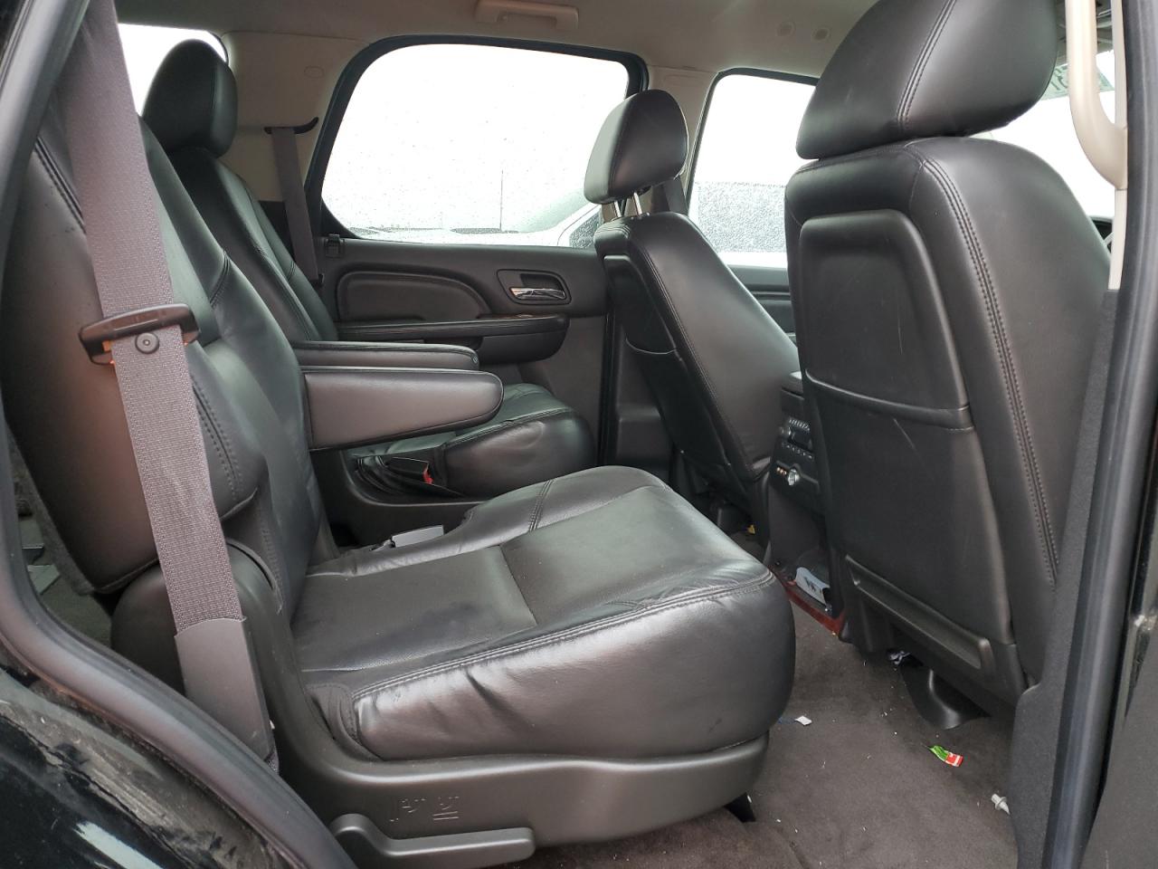 2011 Cadillac Escalade VIN 1GYS3AEFXBR160754 Copart auction photo, front end damage thumbnail 11