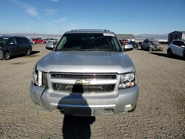 2010 Chevrolet Suburban VIN 1GNUKJE33AR123834 Copart auction photo, front end / minor dent/scratches damage thumbnail 11