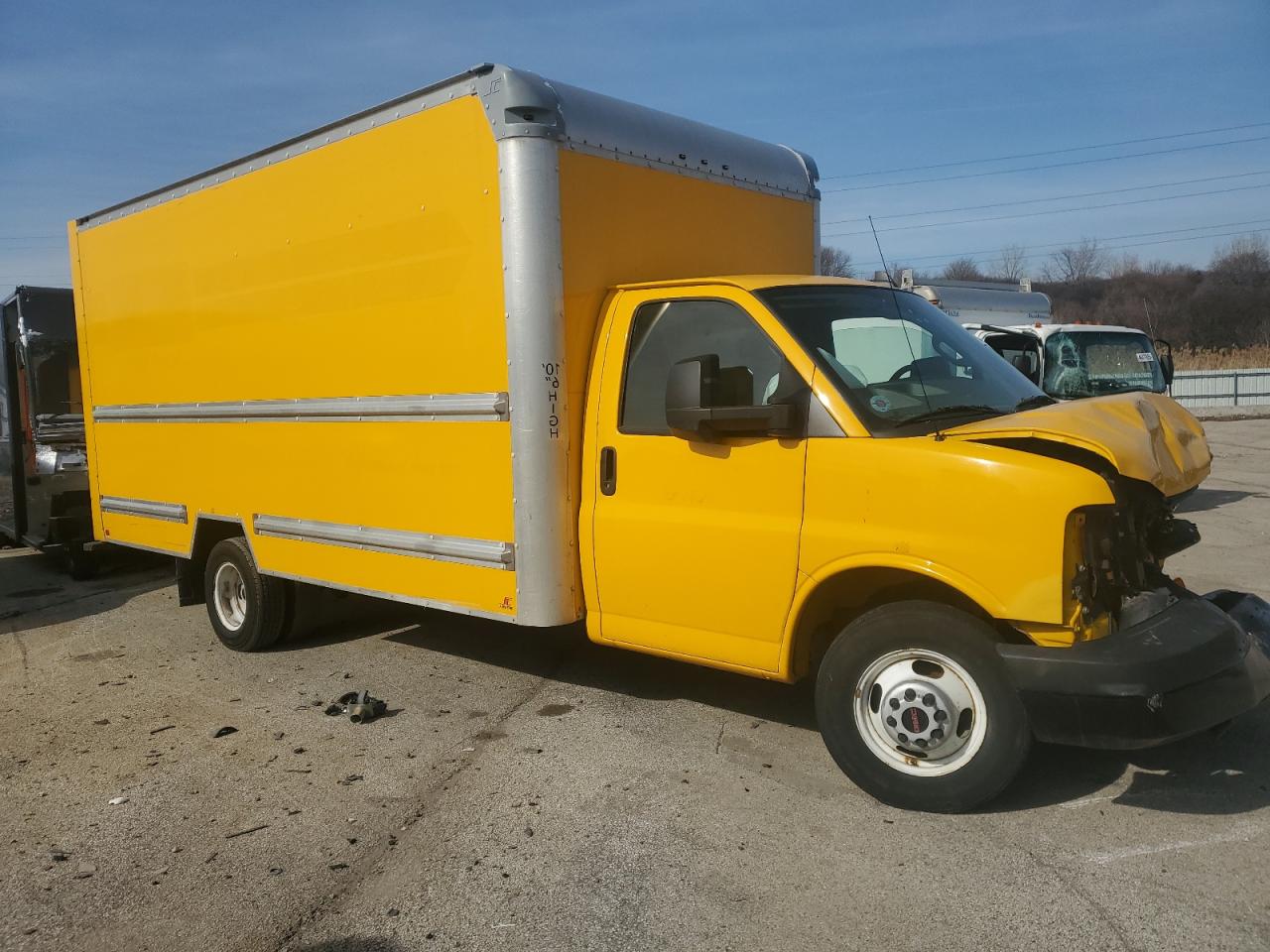 2016 GMC Savana VIN 1GD37TCG9G1253689 Copart auction photo, front end damage thumbnail 4