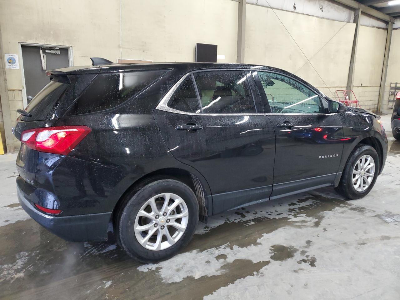 2020 Chevrolet Equinox VIN 2GNAXUEV9L6208862 Copart auction photo, front end / rear end damage thumbnail 3