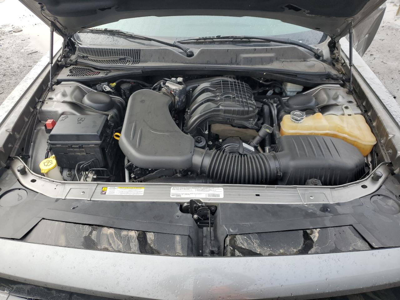 2011 Dodge Challenger VIN 2B3CJ4DG0BH601739 Copart auction photo, side / front end damage thumbnail 12