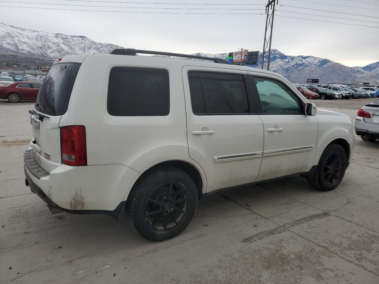 2014 Honda Pilot VIN 5FNYF4H99EB045328 Copart auction photo, all over damage thumbnail 3