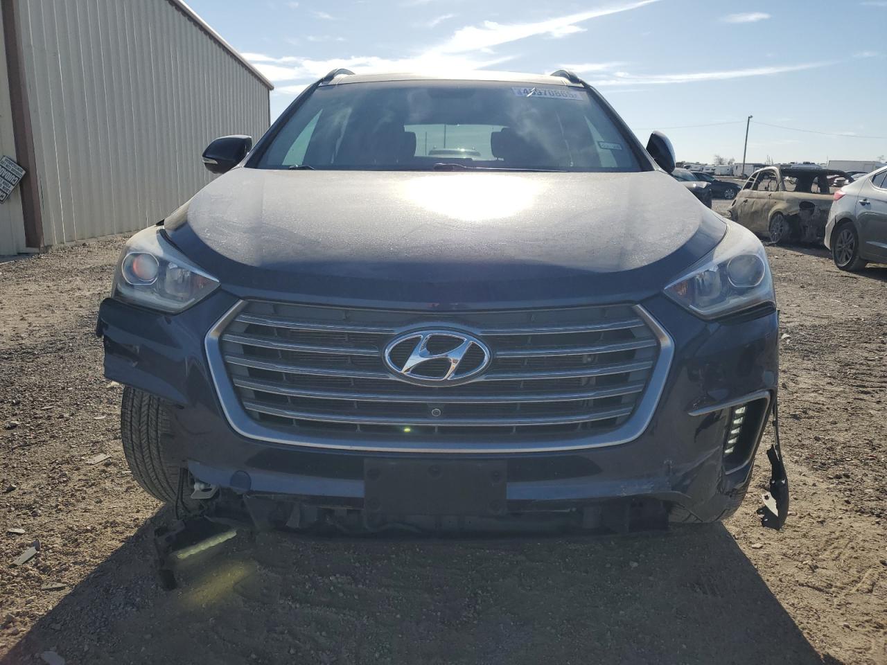 2017 Hyundai Santa Fe VIN KM8SR4HF5HU216375 Copart auction photo, front end / minor dent/scratches damage thumbnail 5