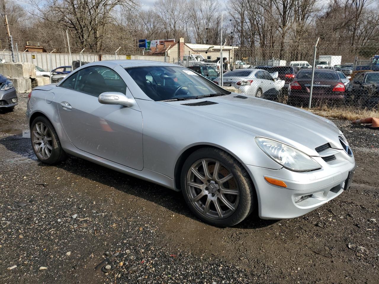 2005 Mercedes-Benz SLK-klasse VIN WDBWK56F25F026373 Copart auction photo, rear end damage thumbnail 4