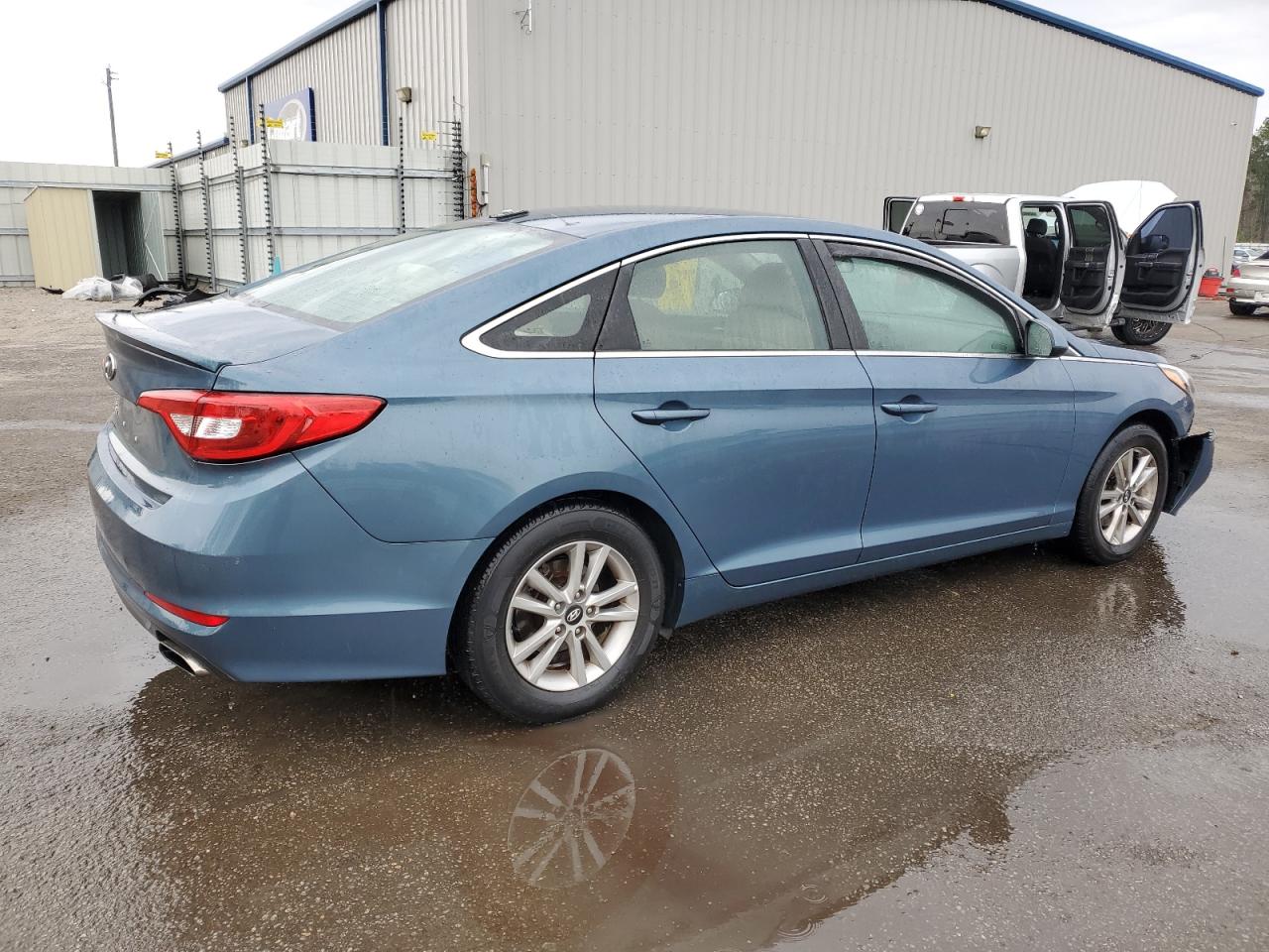 2016 Hyundai Sonata VIN 5NPE24AF5GH416617 Copart auction photo, front end damage thumbnail 3