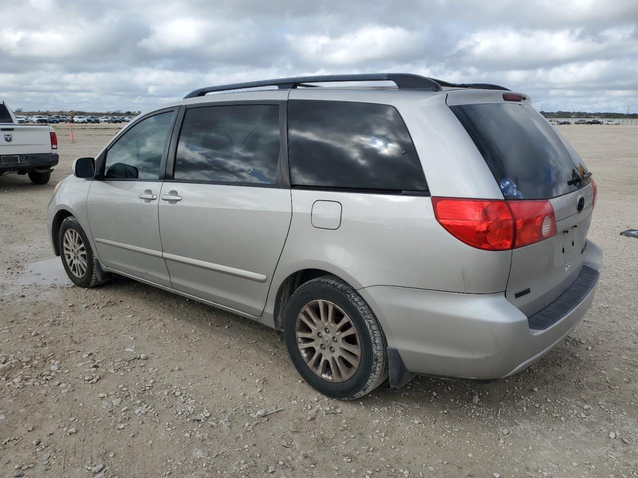 2009 Toyota Sienna VIN 5TDZK22C19S259109 Copart auction photo, all over damage thumbnail 2