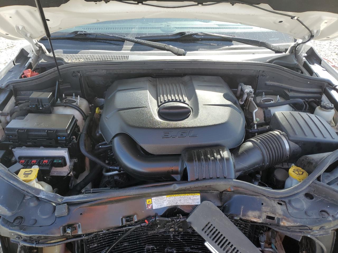 2011 Jeep Grand Cherokee VIN 1J4RR4GG7BC731494 Copart auction photo, front end damage thumbnail 12