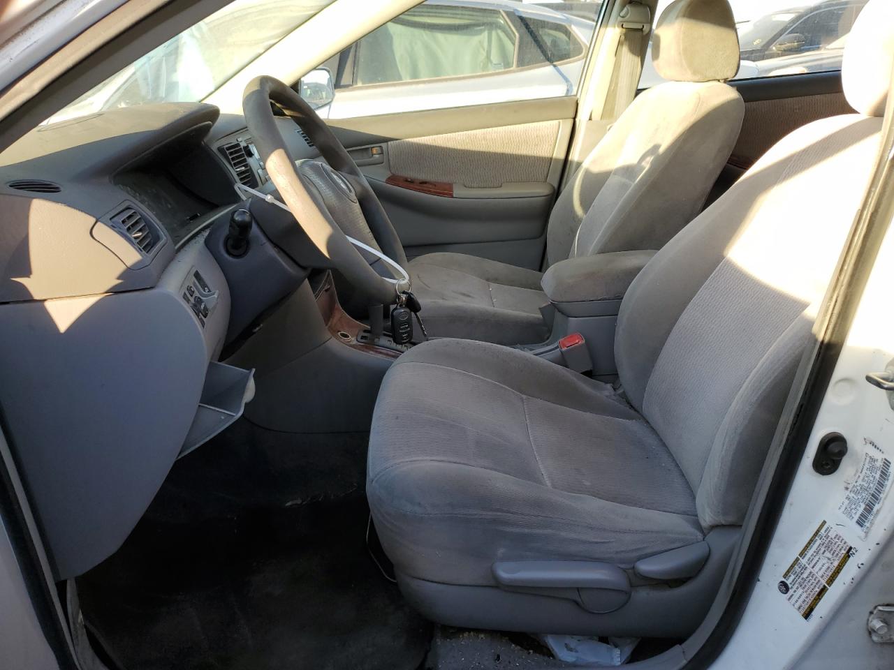 2005 Toyota Corolla VIN 1NXBR32E15Z398310 Copart auction photo, front end / minor dent/scratches damage thumbnail 7