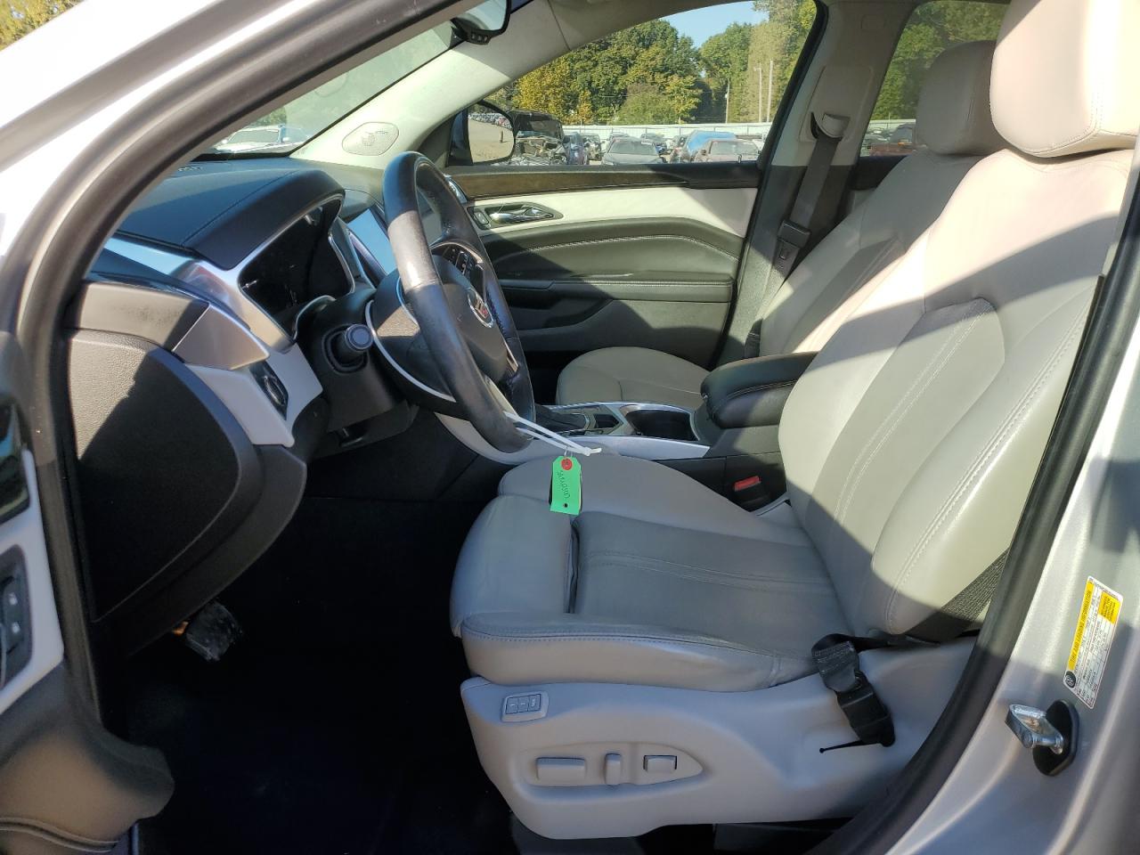 2015 Cadillac SRX VIN 3GYFNBE39FS590883 Copart auction photo, front end / minor dent/scratches damage thumbnail 7