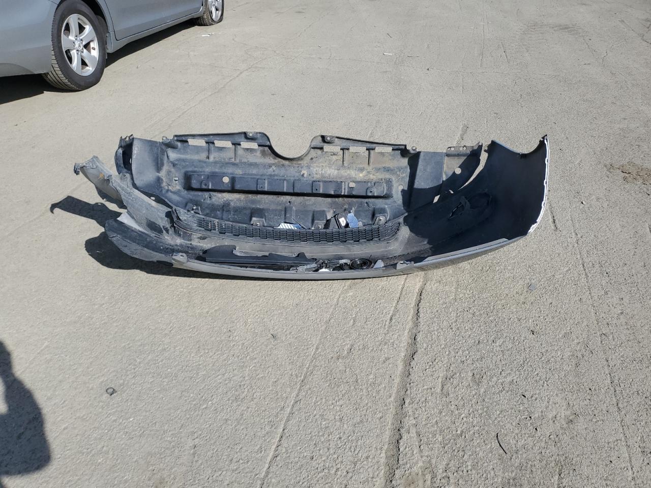 2011 Toyota Sienna VIN 5TDKK3DC0BS135634 Copart auction photo, front end damage thumbnail 13