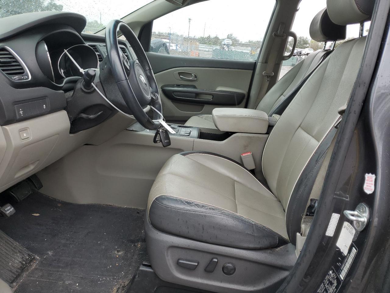 2017 KIA Sedona VIN KNDMB5C10H6241109 Copart auction photo, front end / side damage thumbnail 7