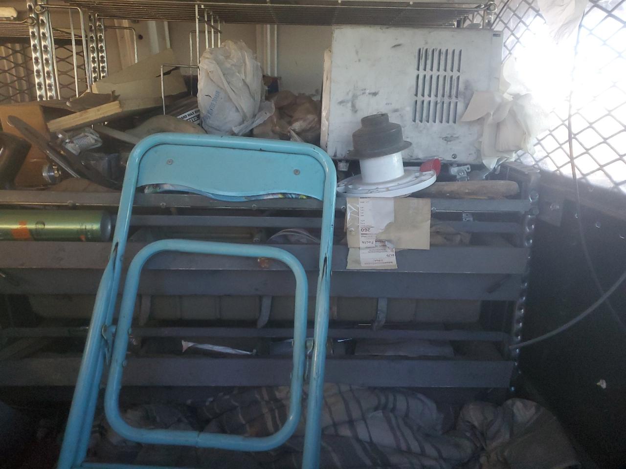 2000 Chevrolet Astro VIN 1GCDL19W1YB133453 Copart auction photo, all over damage thumbnail 11