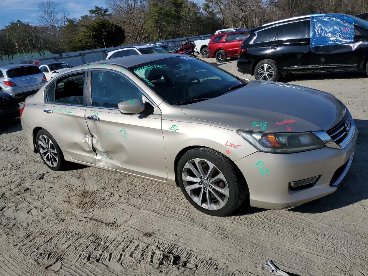 2013 Honda Accord VIN 1HGCR2F55DA247243 Copart auction photo, side damage thumbnail 4