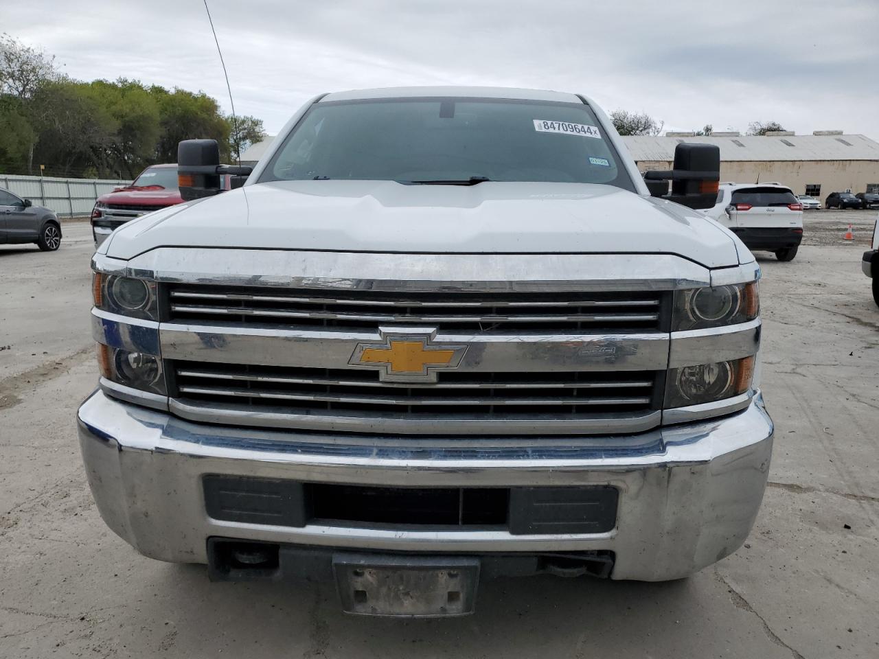 2018 Chevrolet Silverado VIN 1GC1CUEG1JF246403 Copart auction photo, normal wear damage thumbnail 5